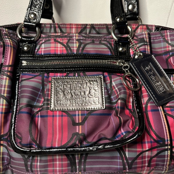 Coach Poppy Sachet 14367 - Picture 2 of 5